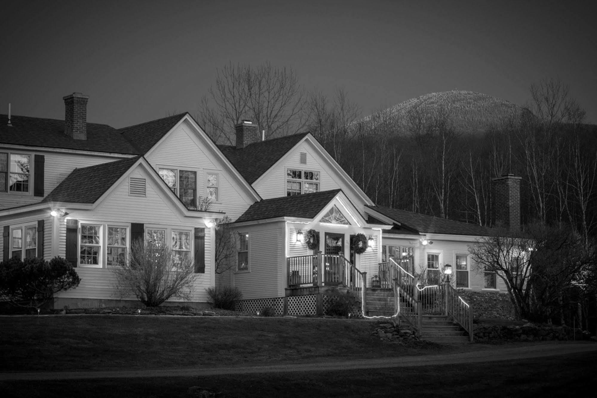 The Red Clover Inn Mendon Экстерьер фото